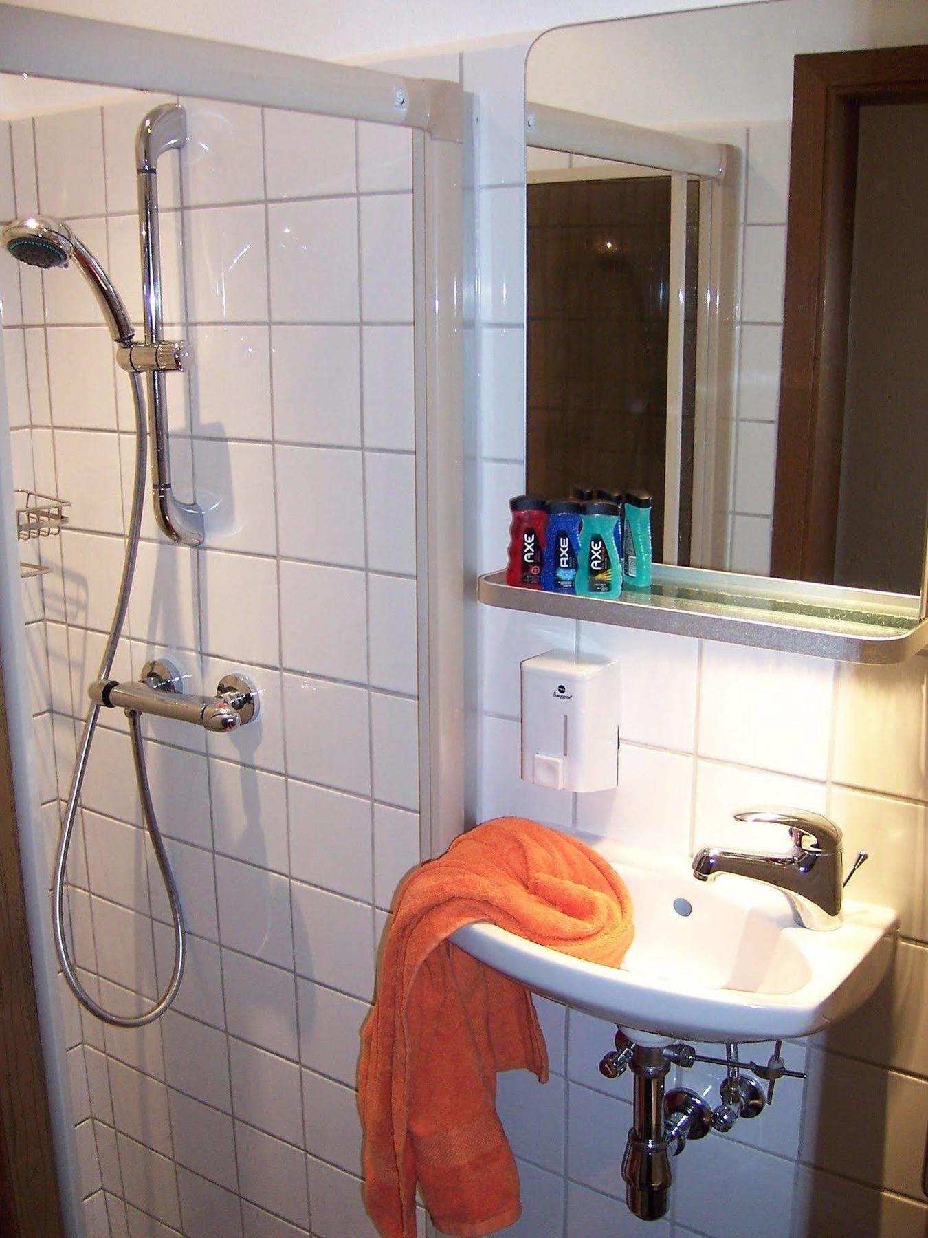 Darz Gastezimmer Amburgo Esterno foto